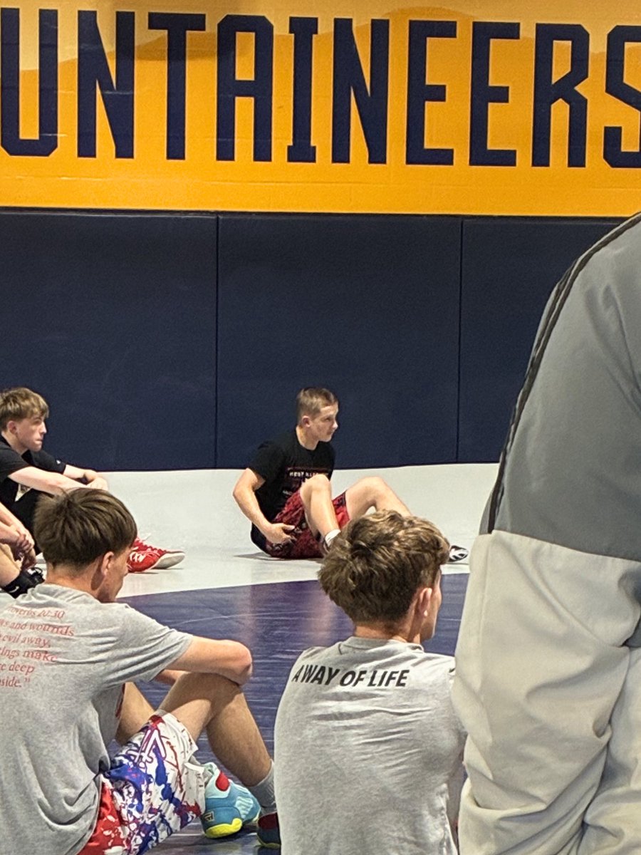 LCarson3322's tweet photo. Got some work in at WVU this morning #wvuwrestling #pawrestling #wpialwrestling #westalleghenywrestling #westalleghenyathletics https://t.co/fP8yf6XgFO
