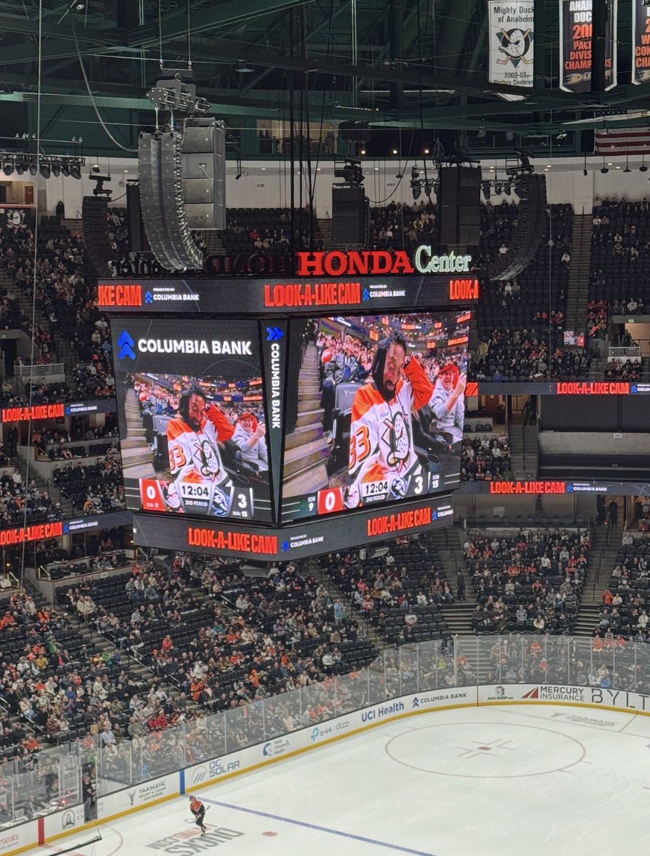 RyanRuss30's tweet photo. @iEnVy_NoWifi I don’t have any beef with the Ducks. And there’s a lot of things I liked about the Honda center. But this was in December. https://t.co/d4ygdYk67h