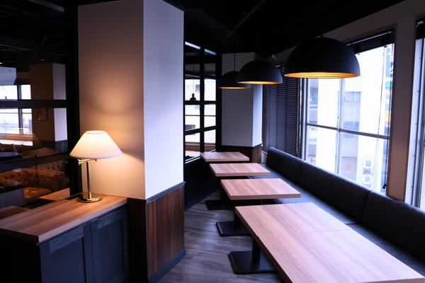 BasisPointABC's tweet image. 【今日は雨ですね…☔️】
足元が悪い中ですが、実は雨の日のコワーキングは超穴場！

お客様も少なく、ゆったり作業したい人におすすめです♪
静かで集中できる空間で、サクッと仕事を終わらせませんか？店舗一覧👇
【basispoint.tokyo/store/】

#雨の日 #作業場所 #コワーキング