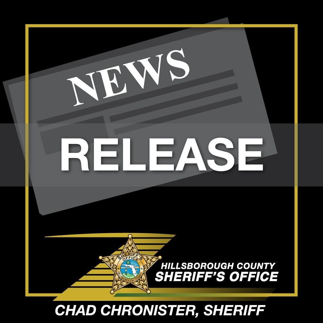 HCSOSheriff's tweet image. 🚨Human Remains Recovered🚨
The Hillsborough County Sheriff’s Office, along with the Pinellas County Sheriff’s Office, has recovered human remains from the waterways in the area of Interstate 275 and 4th Street North.

Positive identification of the remains has not been