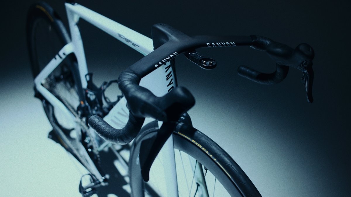 joyvelo_usa's tweet image. Canyon's new Endurace CFR: race geometry + endurance soul. 
The Aeroad's precision, the Endurace's comfort. One bike for everything. 
#Canyon #RoadCycling #Endurace