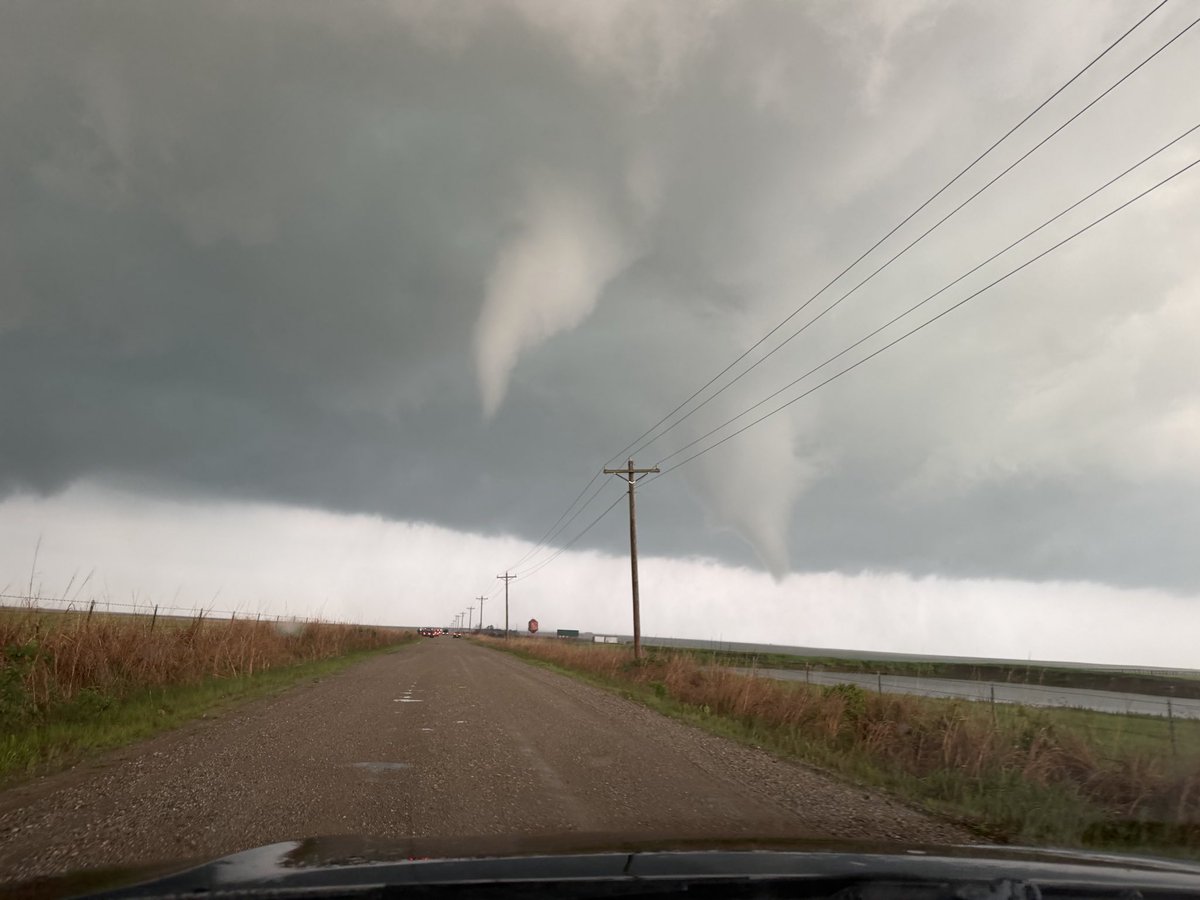 Chris Riske tweet media