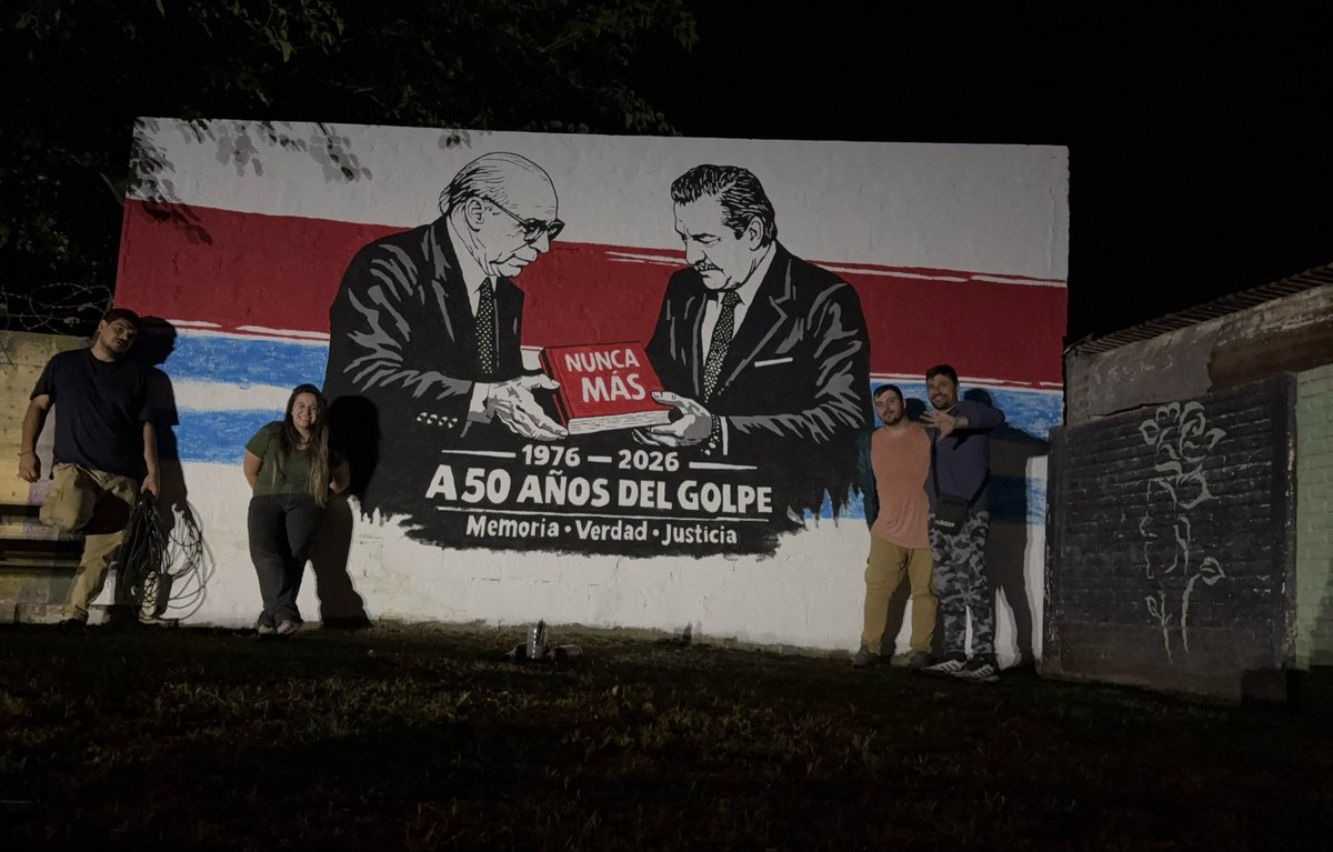 Volvamos a las bases…
Ayer con la <a href="/jrcuartaseccion/">cuartasecciónjr</a> y <a href="/JRBsAs/">JuventudRadicalBsAs</a> estuvimos en la localidad de Juan B. Alberdi del partido de Leandro N. Alem realizando la puesta en valor del “Parque Infantil Raúl Alfonsín” y realizamos el mural en conmemoración de los 50 años del golpe de Estado