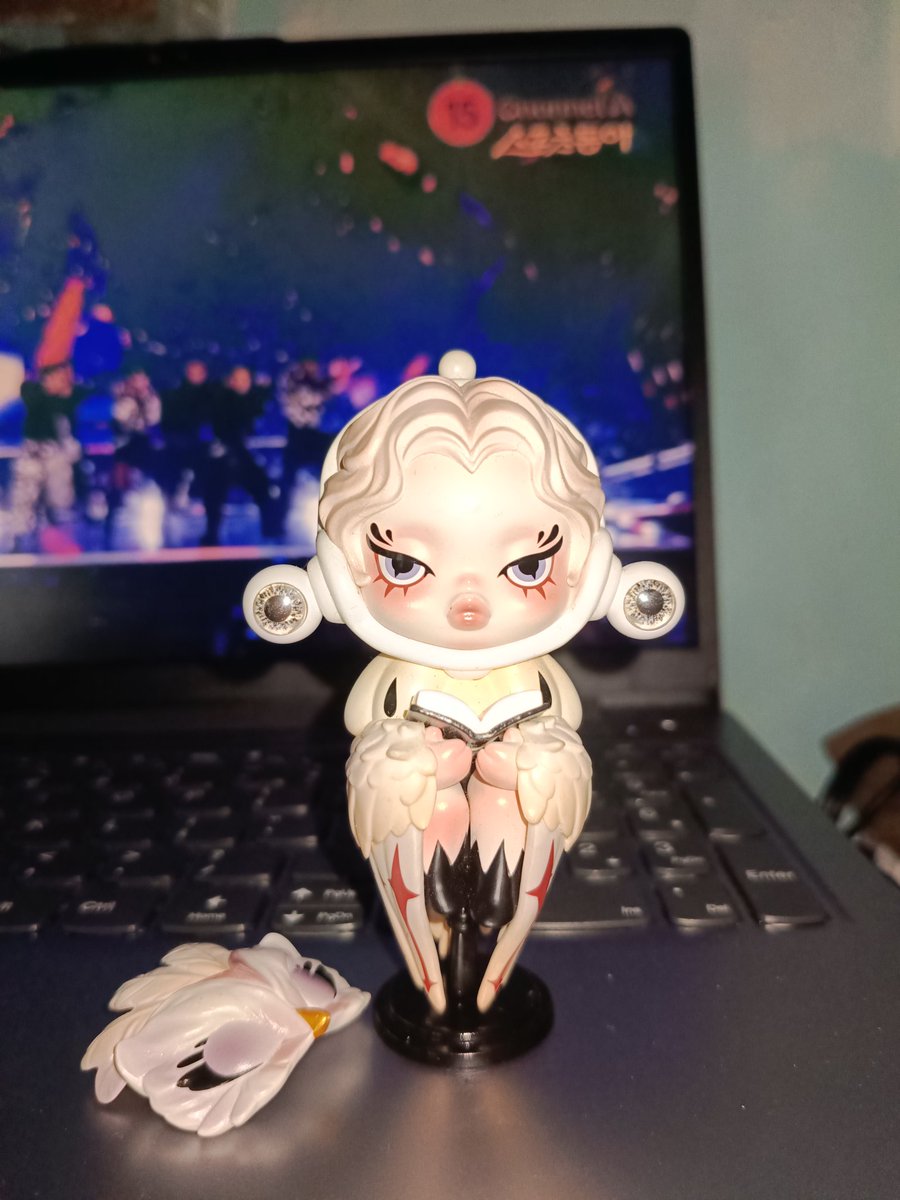 snflair's tweet photo. wts lfb ph
skullpanda philosophy
- 420
- w/bnfc 
- gcash, bdo
- j&amp;t, sdd
dm/reply mine  

(not for sensitive!)

skull panda pop mart image of reality https://t.co/41x9XTVSPU