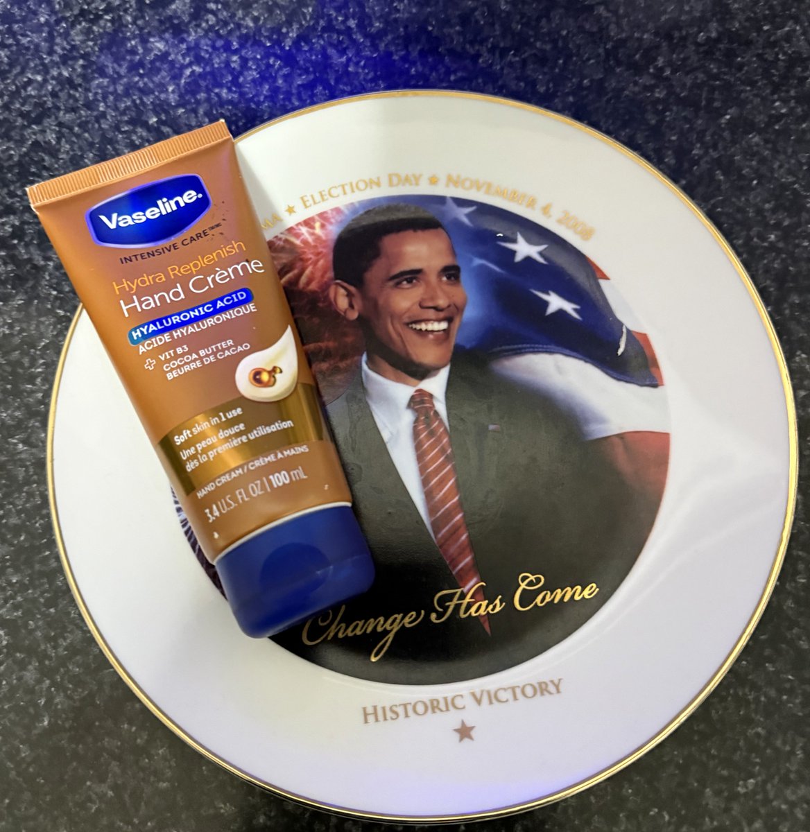ARhysTay's tweet image. Trump may wish to use some Vaseline Hydra Replenish Hand Creme. #ijs