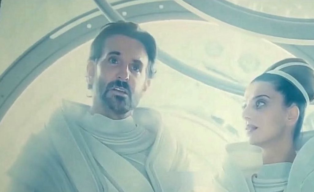 >Ser James Gunn
>Afirma que Superman es un inmigrante
>Su padre quiere que destruya el mundo y lo reemplace solo con kryptonianos

¿Qué quiso decir James Gunn con esto?