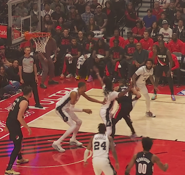 AGLR_23's tweet photo. watching the game rn, did Wemby and Castle just create a new form of double team? https://t.co/J3L0N021na