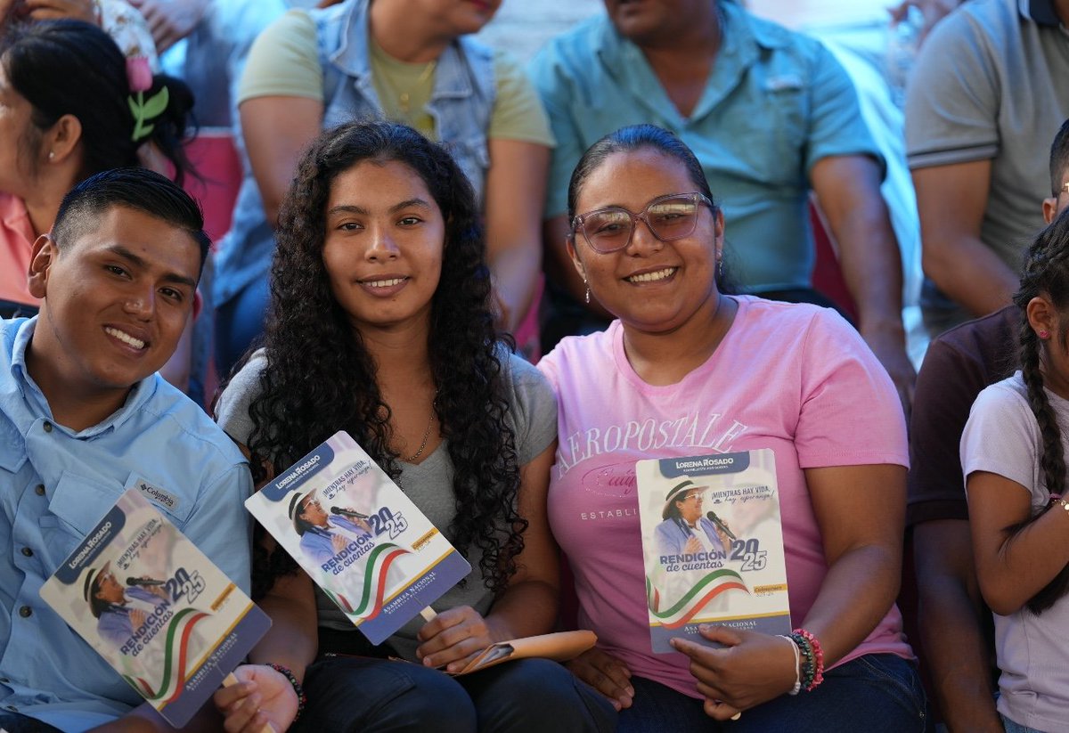 LorenaRosadoS's tweet photo. Gracias al Distrito 4 del Guayas; a mis amigos, líderes agricultores, organizaciones sociales, medios de comunicación, vecinos y a toda la ciudadanía por ser parte de esta #RendiciónDeCuentas2025.
Damos gracias a Dios por guiarnos hasta aquí. Hoy queda demostrado que el campo está unido y que, juntos, lo estamos logrando.
Seguimos trabajando de la mano del presidente @DanielNoboaOk,  por y para ustedes.

#LorenaRosado #AsambleístaPorGuayas #GuayasConLorenaRosado