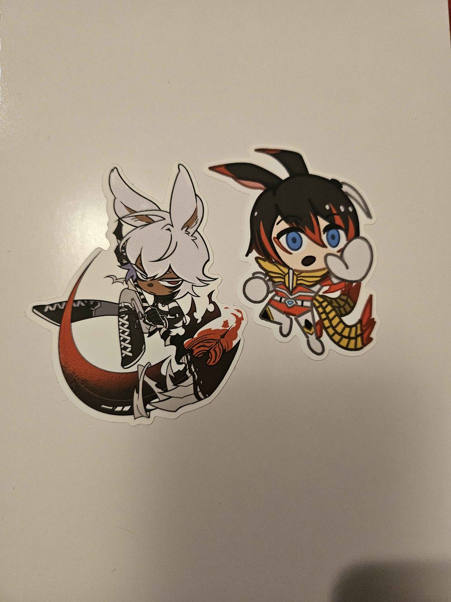 _evient's tweet photo. thanks to everyone who traded with me this fanfest!!! this was my first sticker trade... and also the first time I ever made a physical sticker!! please definitely reach out if you see your WoL!!!#fanfestwoltrade https://t.co/RCq8W2mH5G
