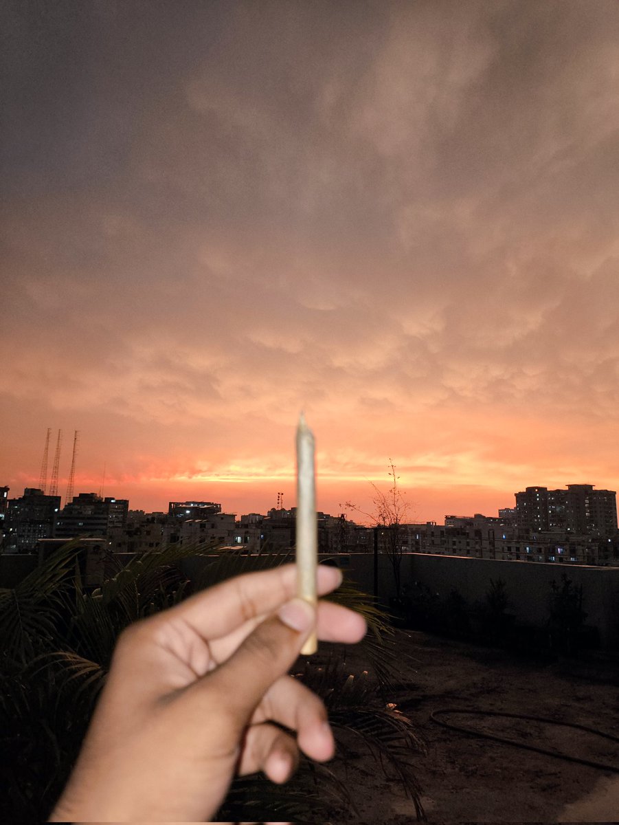 radtakii's tweet image. nothing feels better than this...
#weed #smoke