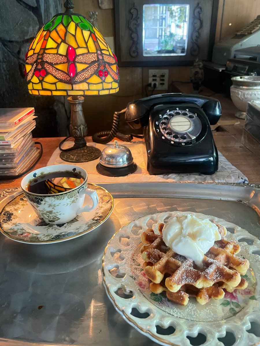 室蘭ランプ城 tweet media