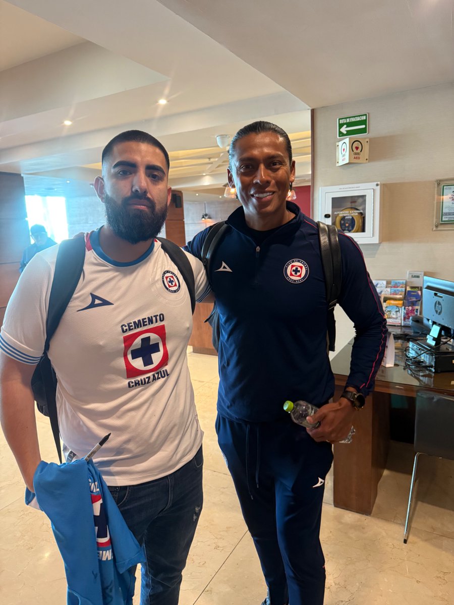 Pedroza3596's tweet photo. Hoy gana Cruz Azul 3-0… Saludos a la familia Camacho Velázquez  de Zinacantepec 
 #ElMejorFutEnTUDN https://t.co/ra6vssRtHu