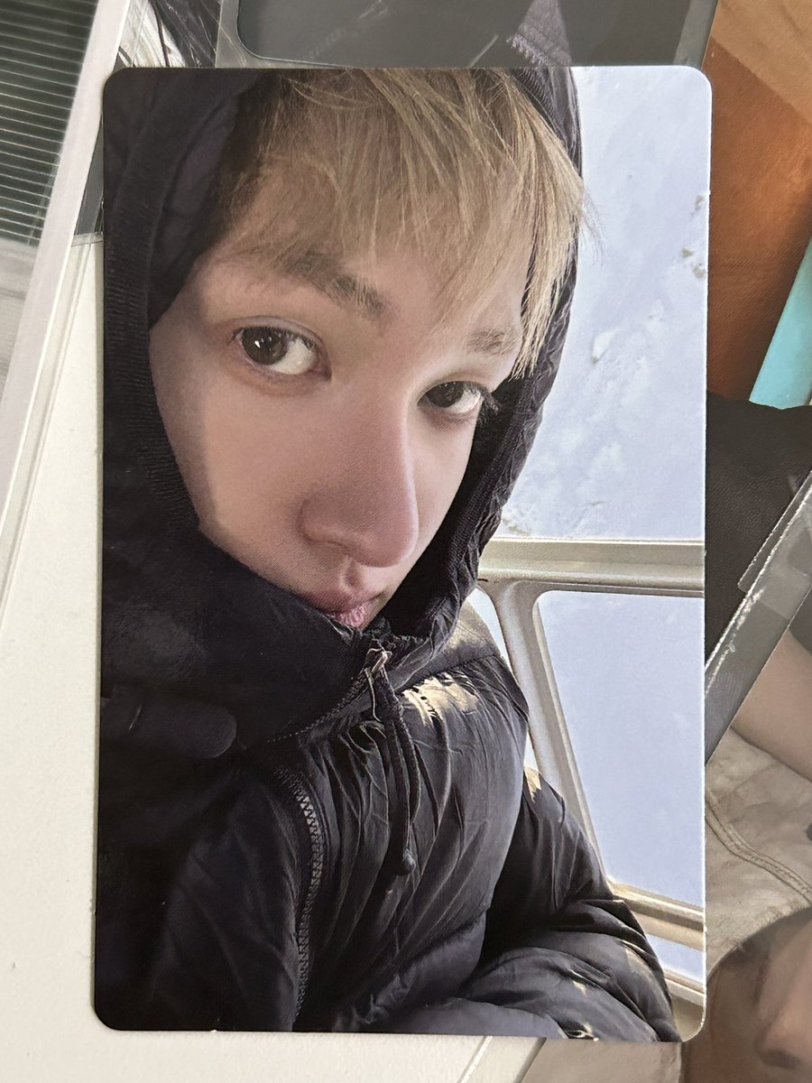 L4MRTIN's tweet photo. they just got home 🚬 srsly https://t.co/XzabUJvevx