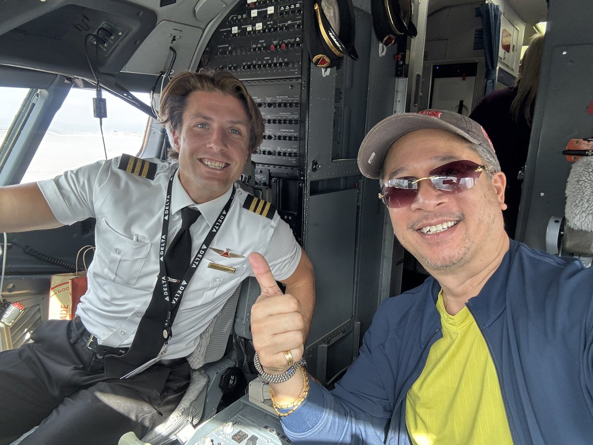 sangco's tweet image. Special thanks to @Delta #DL2267 flight deck, ground staff at @flySFO as well as flight crew to @flyLAXairport especially NY based First Class lead attendants Britney and Taru!  Truly awesome!  #loyalty #customerservice #medalliom #travel #fypシ゚viral  #fypシ゚viralシfypシ゚