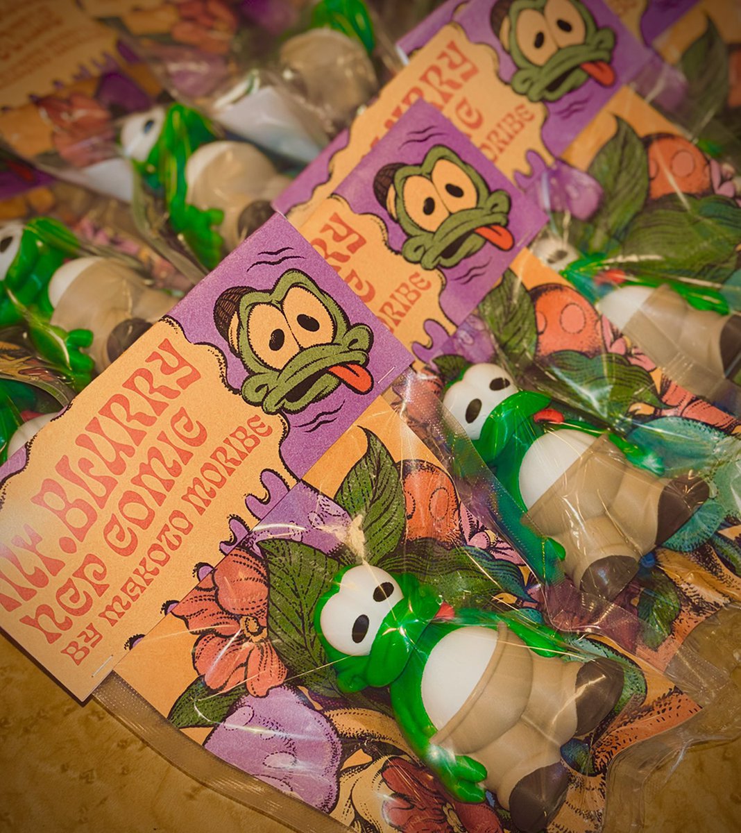 mr.blurry_ official tweet media