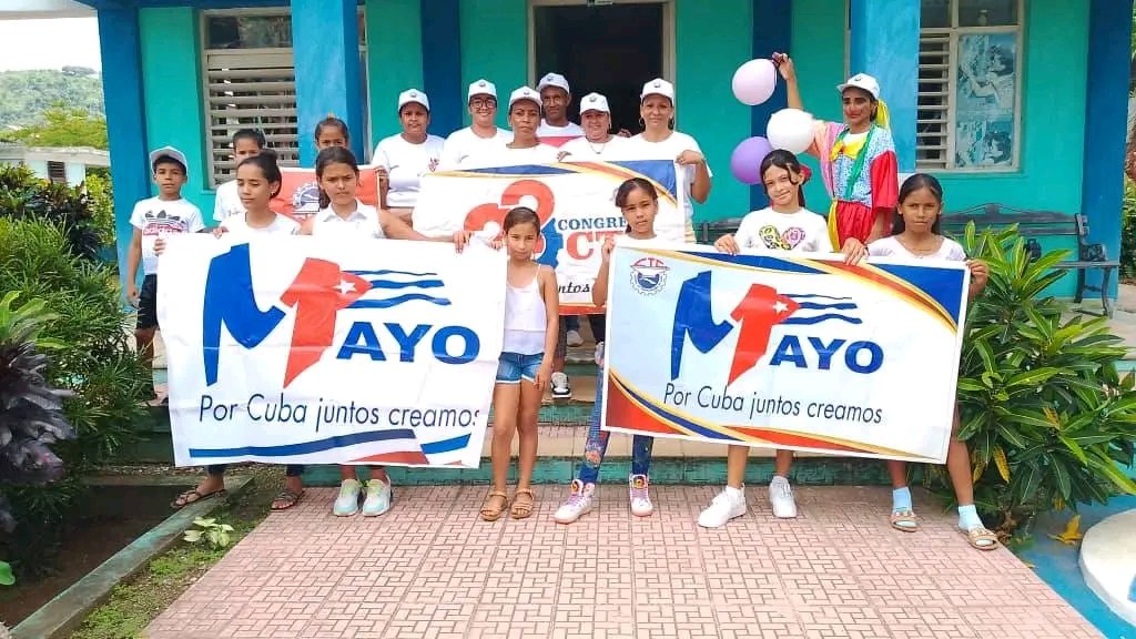 Listos para festejar este #PrimeroDeMayo.
#EducaciónMasó