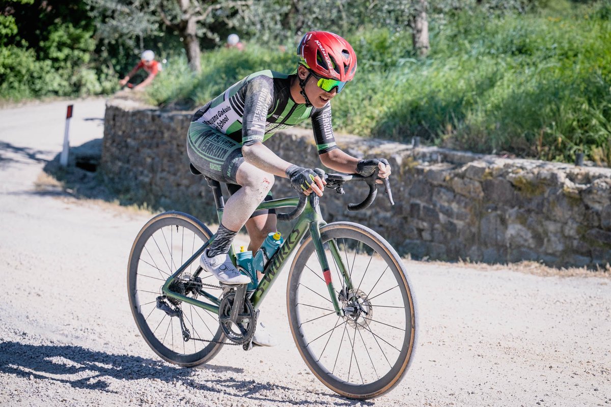 NIPPO_RACING's tweet photo. 📸【U19】井上悠喜選手（松山学院高等学校 ）初の未舗装路レース「Trofeo Leolini」で大健闘！

序盤の落車により順位を大きく下げた井上選手ですが、諦めることなく前を追い続け、トップ20でフィニッシュした模様です。初めての未舗装路レースでの素晴らしい成績。地元イタリアの関係者からも称賛の声が聞かれました。確定順位や詳細は追って、、、

引き続き、若き日本人選手たちの挑戦にご注目ください💪