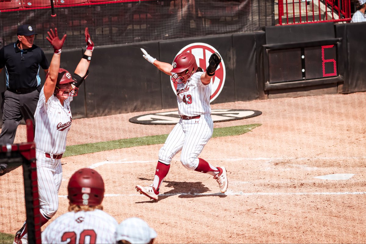 South Carolina Softball tweet media