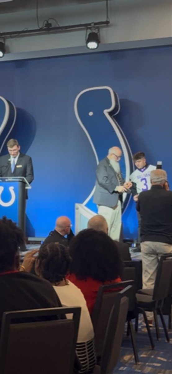 Coach_Caton's tweet photo. Congratulations to Clark French. Named Griddys Prime Time 25 Best football players in Indiana. Will be on front cover of 2026 Football Digest as well as Small School All State and IFCA All State. 181 carries, 1803 rushing yards, 22 touchdowns. Arrow ⬆️. https://t.co/NNEJ5ydDKA
