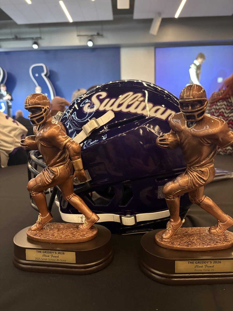 Coach_Caton's tweet photo. Congratulations to Clark French. Named Griddys Prime Time 25 Best football players in Indiana. Will be on front cover of 2026 Football Digest as well as Small School All State and IFCA All State. 181 carries, 1803 rushing yards, 22 touchdowns. Arrow ⬆️. https://t.co/NNEJ5ydDKA
