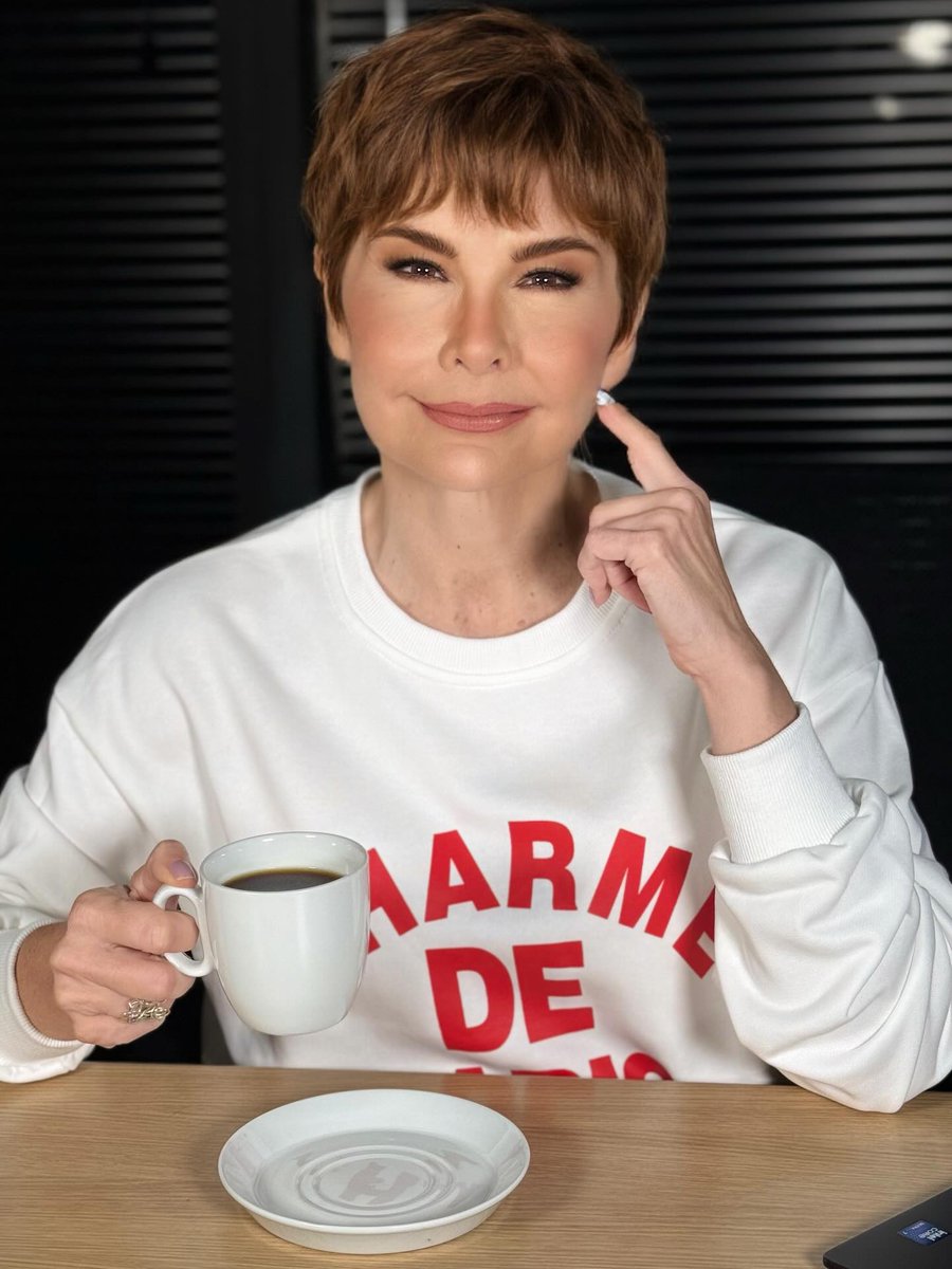 María Laura García tweet media