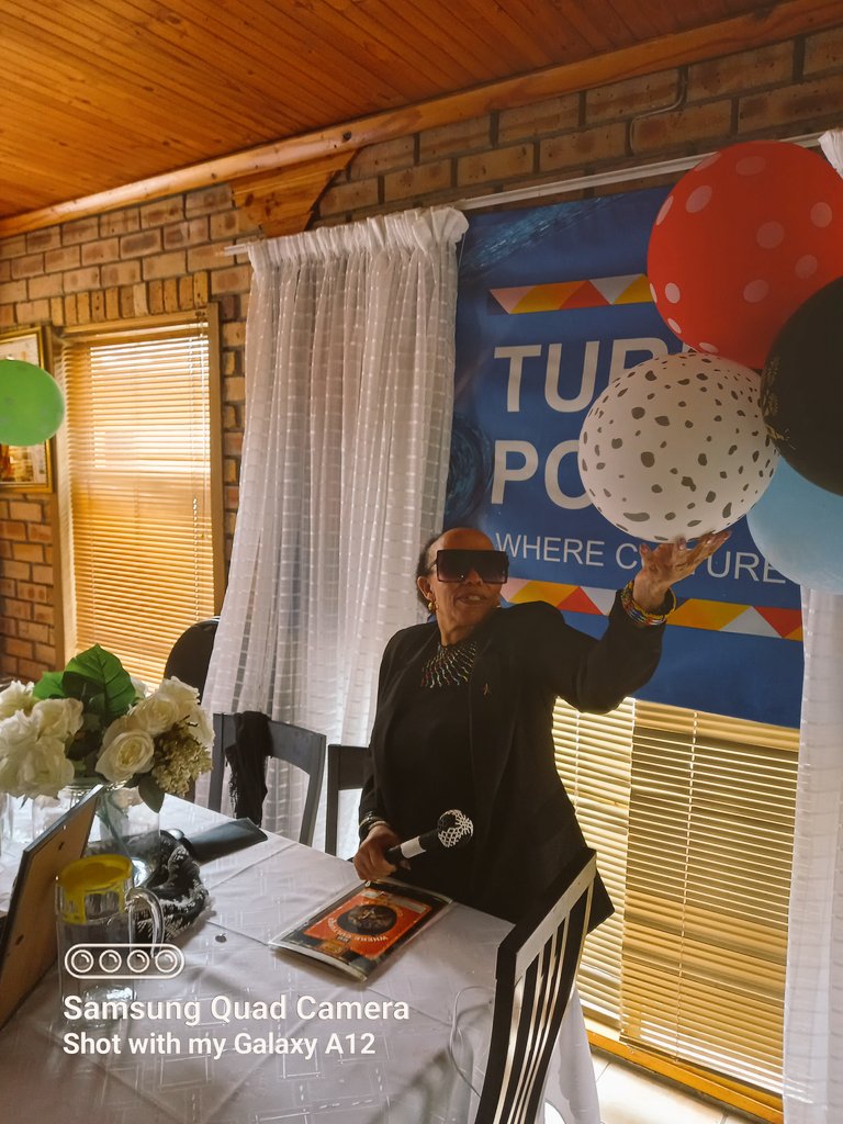 nopopazana2's tweet image. @bookingcomnews @bookingcom @toddbishop @Copperfield @AirFranceKLM @sheriannekay @France24_fr #StimulateCreativeThinking #CompetitiveAdvantage #GettingThere #IdentifyOpportunityDailyActivities
#RememberingMoment
#BetterQualityStandards #NewBeginnings #NewDawn
#PracticeHospitality