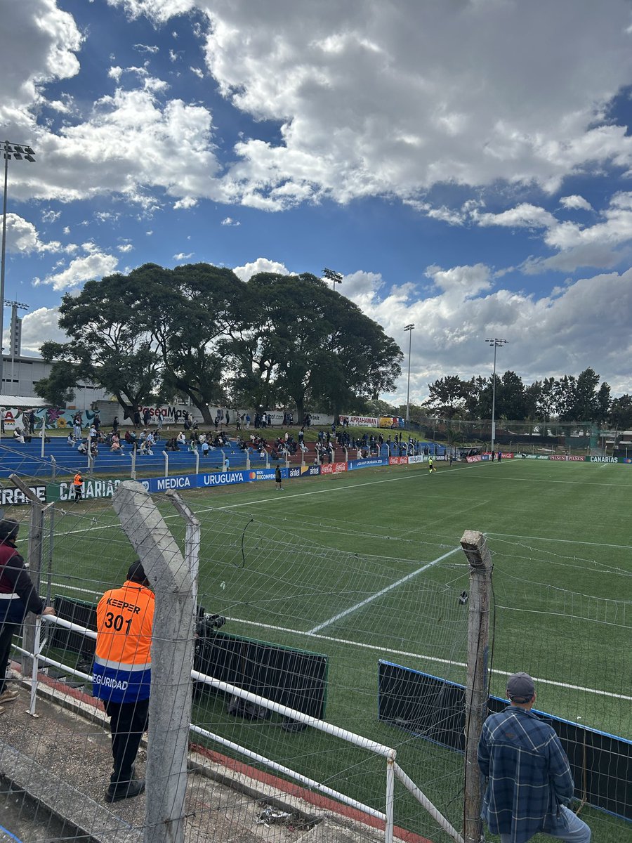 Decentral. tweet media