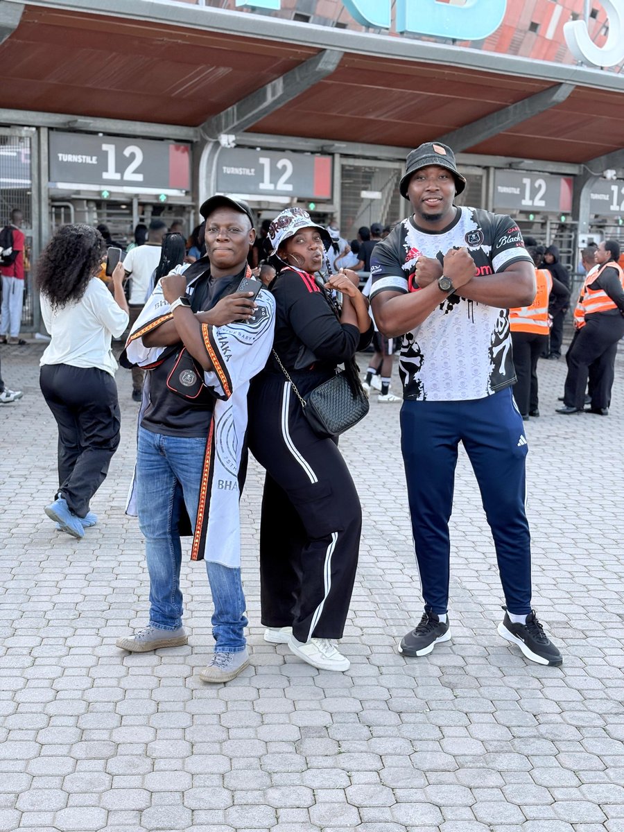 Pretty Kunene 🇿🇦 tweet media