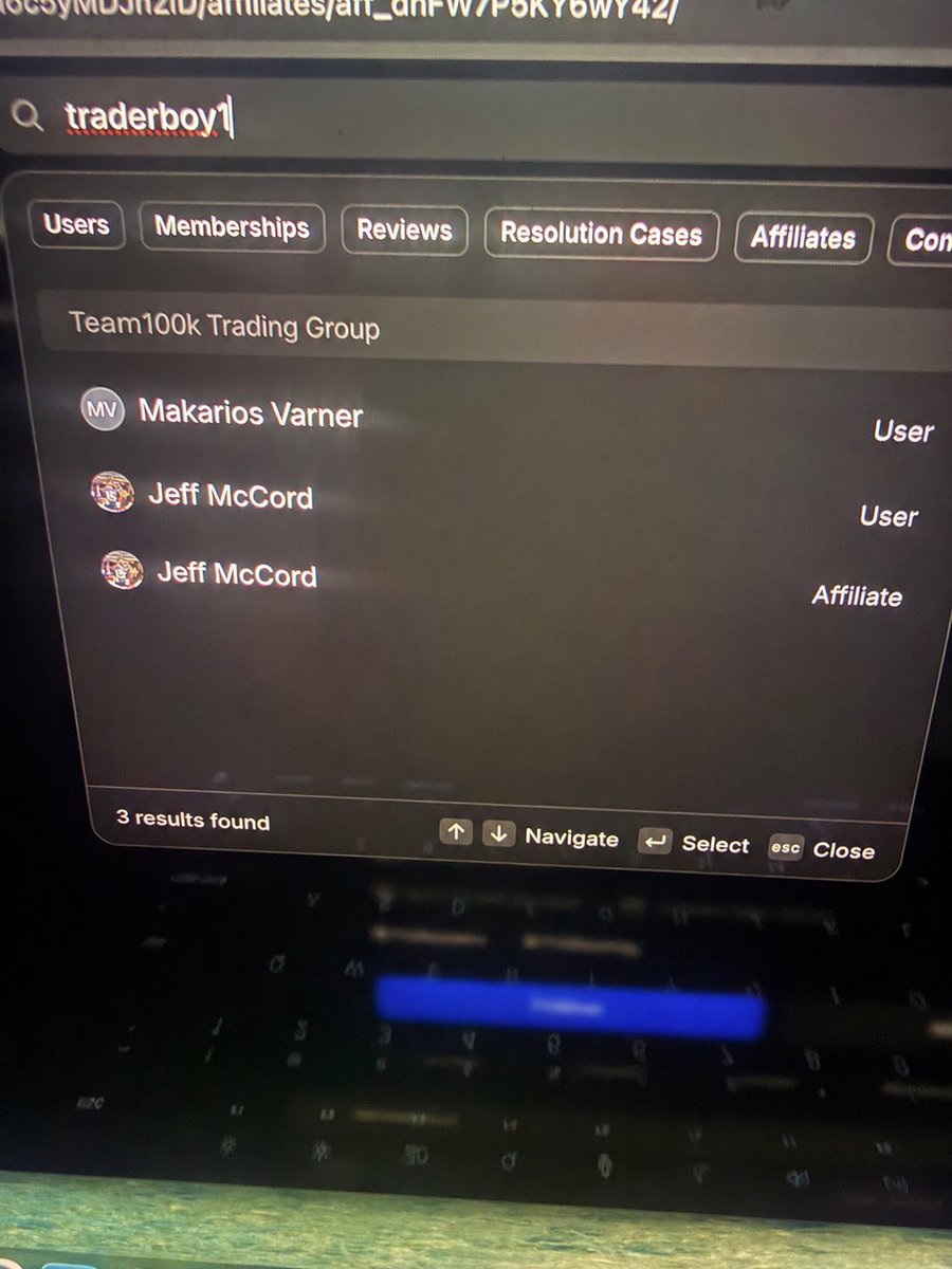 CallMe100K tweet media