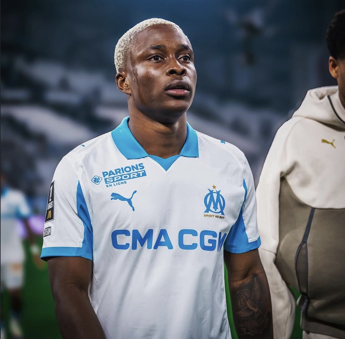 Pour une première Nnadi s’est  remarquablement  illustré 🇳🇬

-1 passe décisive🎯
-87% de passes réussies 🎯
-2 passes clés🔑
-6/11 duels remportés💪
-4 ballons récupérés🛡️
-Gros abattage sur le terrain✨
-Apporte son appui sur les ailes✨
-Grosse satisfaction⭐️

#OMOGCN