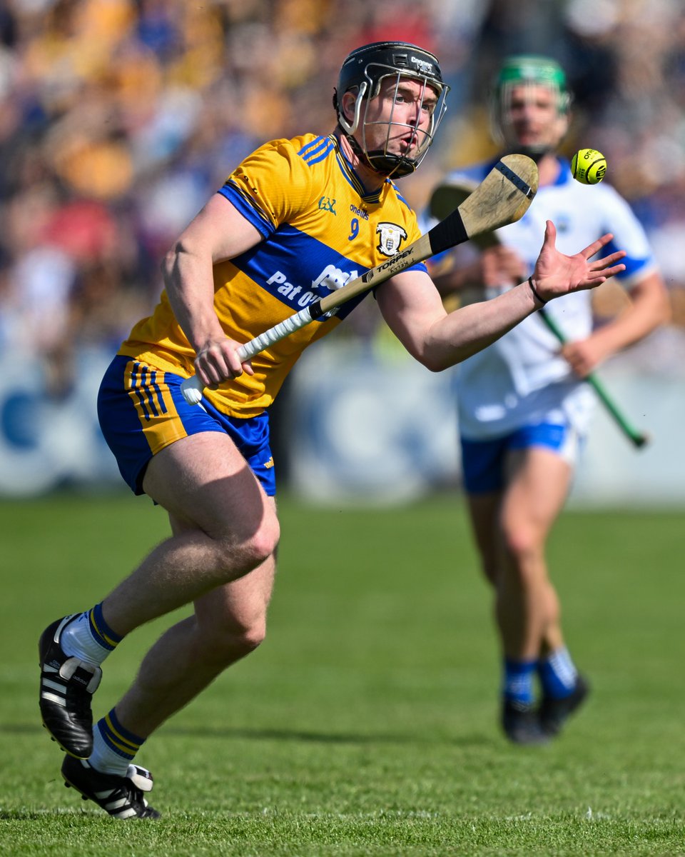 ClareEcho's tweet image. PLAYER RATINGS: Old reliables lead the way in attack for Clare hurlers clareecho.ie/player-ratings… #GAA | @BrennanEoin