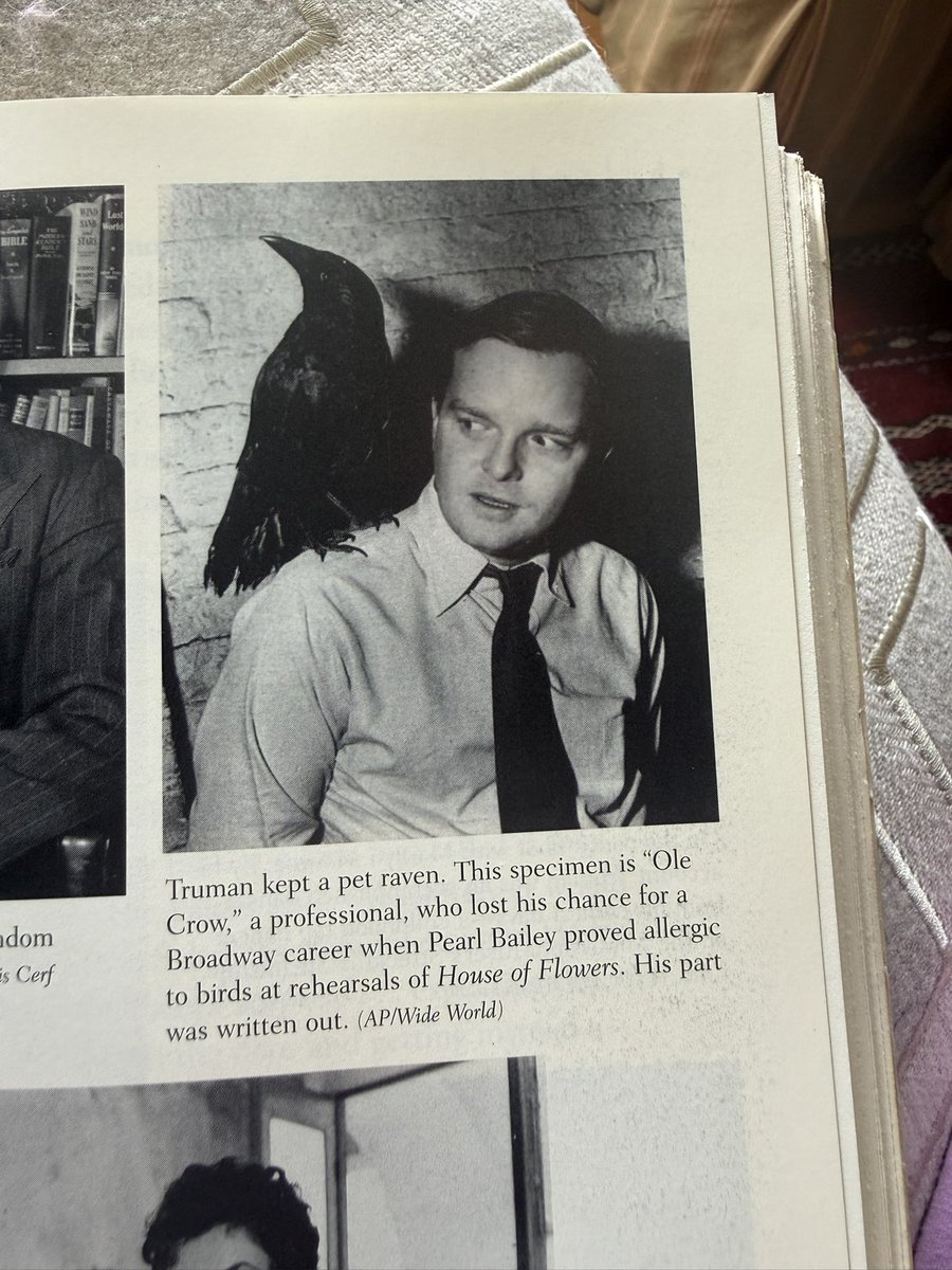 zanscoin's tweet photo. Unlocked Capote’s AoF for @parisreview this week, and you can read the full blurb thing I wrote in their newsletter 👗💡

https://t.co/PfMk6jRi9k https://t.co/LkFAOwrEZk