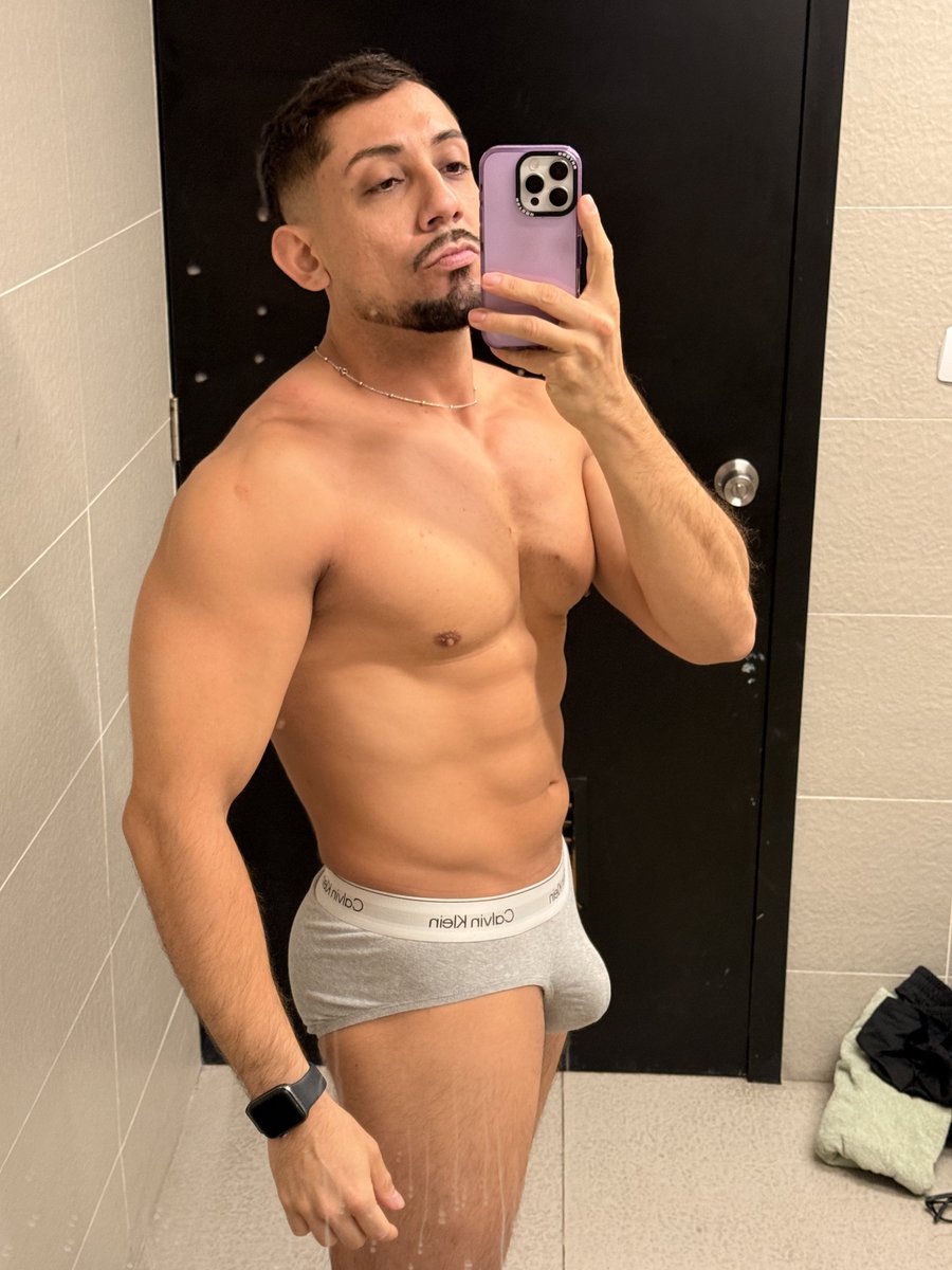 Alexis tweet media