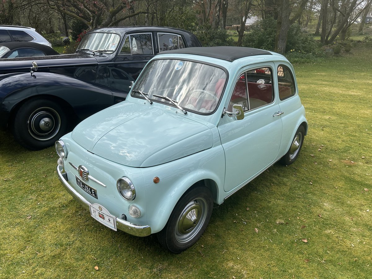 trampslikeus67's tweet image. More  “Things in fields ‘n’ car parks" on the North Berwick Rotary Club Classic Car Rally with my Capri. So many great cars and super friendly owners. Almost 200miles and the Capri never missed a beat.😎
@TisI_LeClerc #ClassicCar @PaulCowland_ @thespafixer