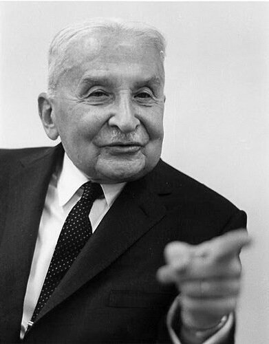 QuotesforGoal's tweet photo. "Las depresiones y el desempleo masivo no son causados por el libre mercado, sino por la interferencia del Estado en la economía"

Ludwig von Mises https://t.co/YdVkir94IM