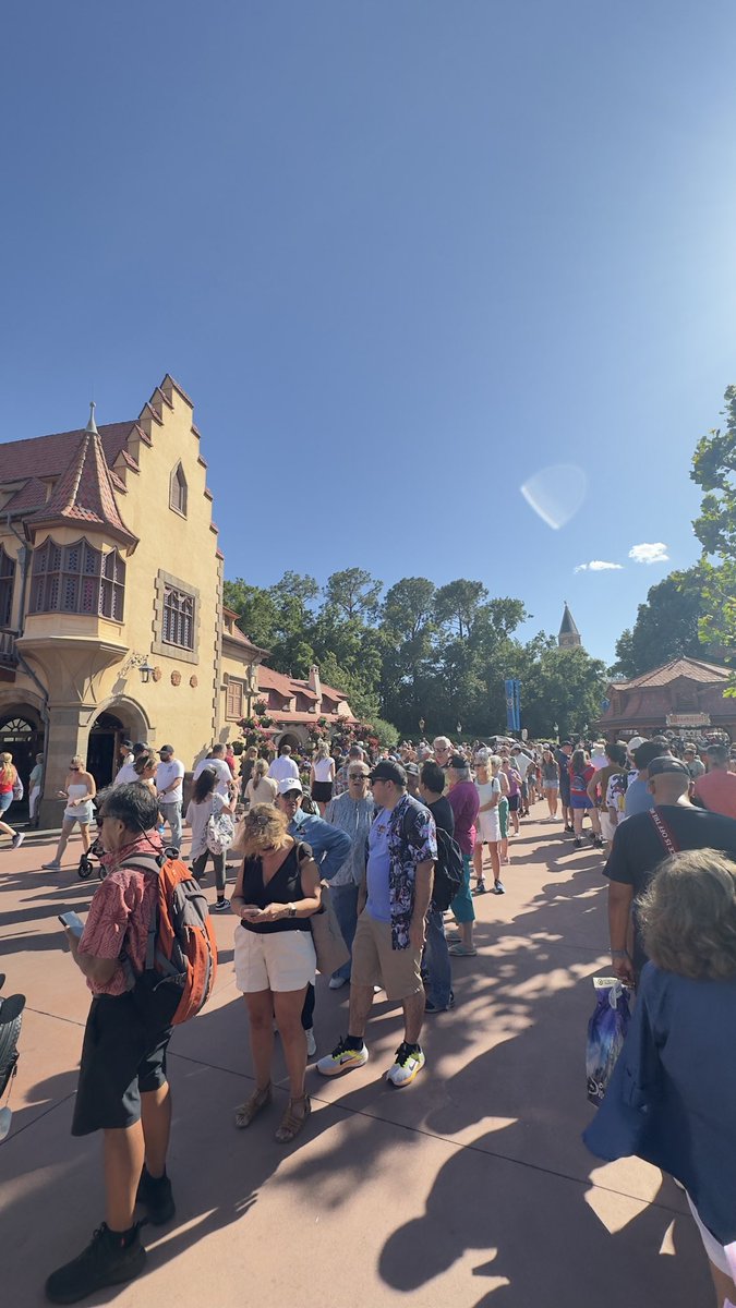 Ian “Meme” Malcolm tweet media