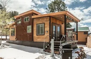 DljRealty's tweet image. Weekend rule: trade screen time for sky time.

Pikes Peak Boutique Retreat
🏠 Book Direct → tinyhomeboutiques.com
🛏️ airbnb.com/rooms/11574180…
#weekendgetaway #pikespeak #woodlandpark