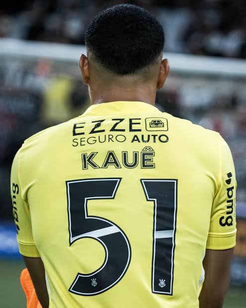 Um grande resultado para o Corinthians contra o Vasco.

Conseguir segurar e controlar o jogo com 1 a menos durante o segundo tempo inteiro mostra a entrega de quem ficou em campo.

Rápidas considerações:

1. Kaue foi extremamente seguro, grande partida.

2. Raniele como lateral