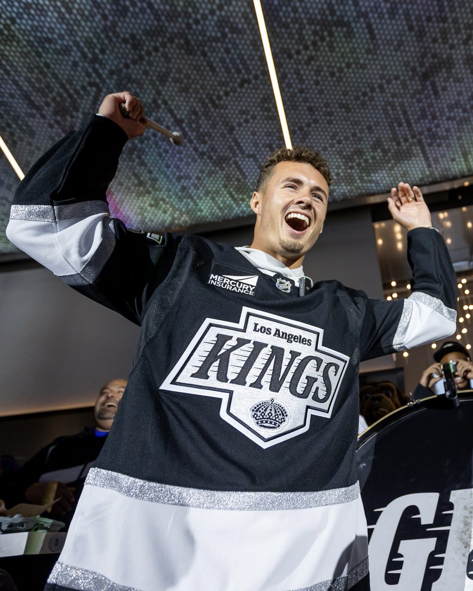 LA Kings tweet media