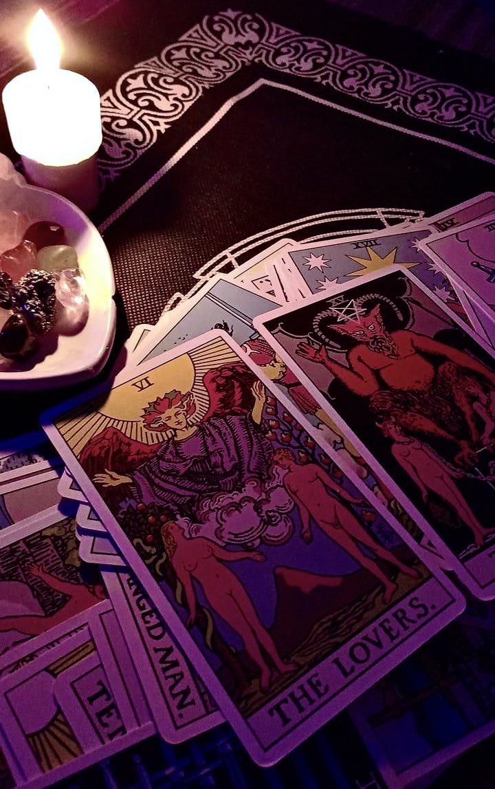 Tarot | Emmy Pulls Cards 🔮🌿 tweet media