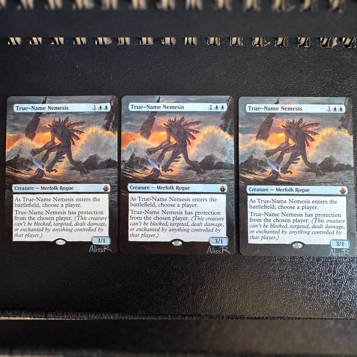 AlissRborn tweet media