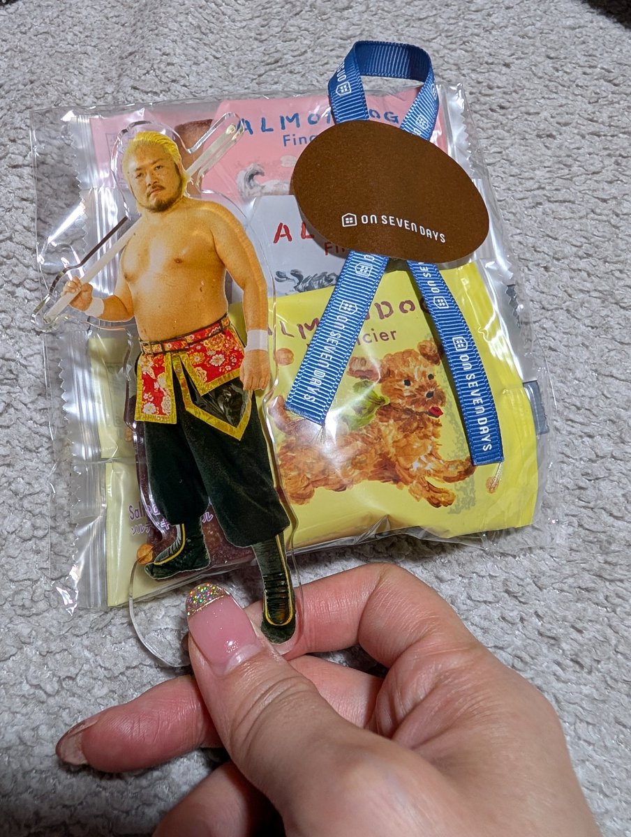 1日1道雄

お気持ちと道雄
MYMさんからいただいたもの
ようやく日の目を見ました🤣
皆さんにお気持ちやお裾分けをいただくことも多く
プロ友さんたちには大感謝です😊
縁を繋いでくれたプロレスってやっぱ楽しいね!
そして何故か道雄には戻ってきてしまう笑

道雄、今日は何すんだ?（月曜）

#影山道雄