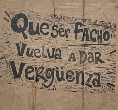 Valentina 🐔 tweet media