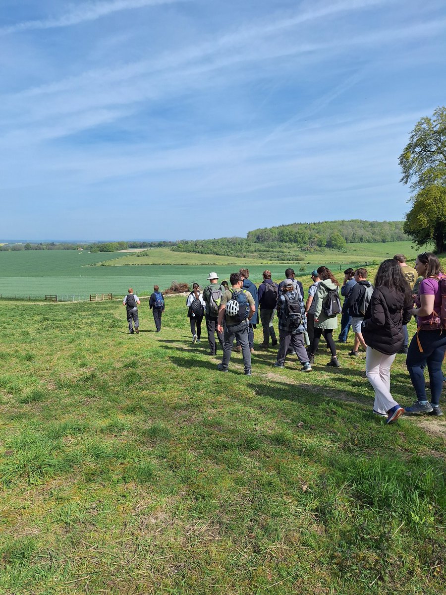 BerksWalkers's tweet image. A stunning day for the Sunday Stroll series! 🥾

​25 walkers took on Woodcote to find peak bluebell season and incredible weather. The countryside views certainly did not disappoint ☀️💜

#walking #ukramblers #countrysidewalks #rambling #ukwalks