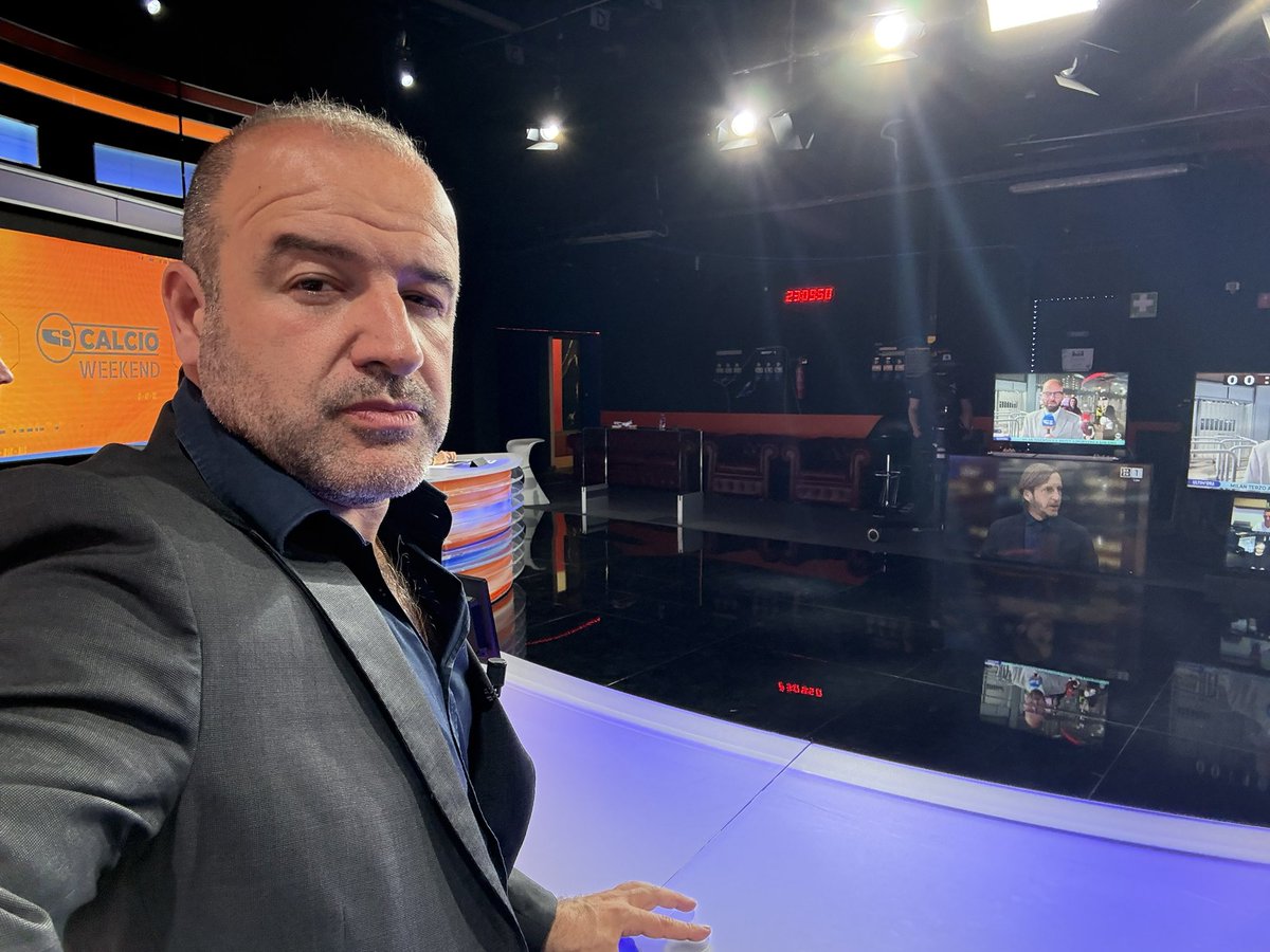tancredipalmeri's tweet photo. Adesso in diretta in studio a Sportitalia con tutte le domande sullo scandalo Rocchi, e in collegamento l’ex arbitro Minelli, tra i grandi accusatori del mondo arbitrale https://t.co/nDN2JFZviv