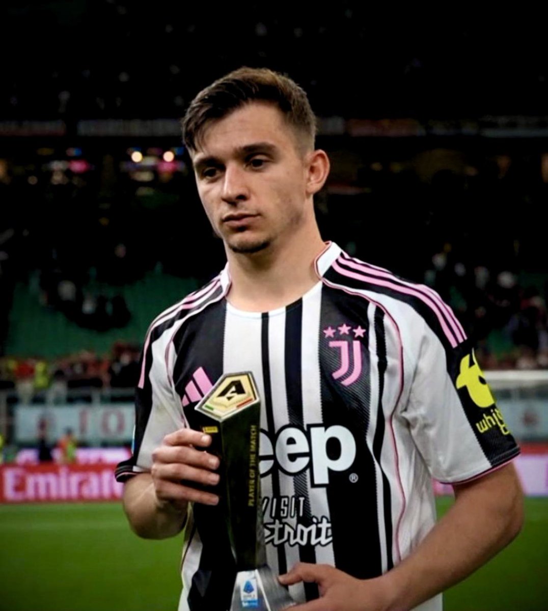 Nicole Tosi tweet media