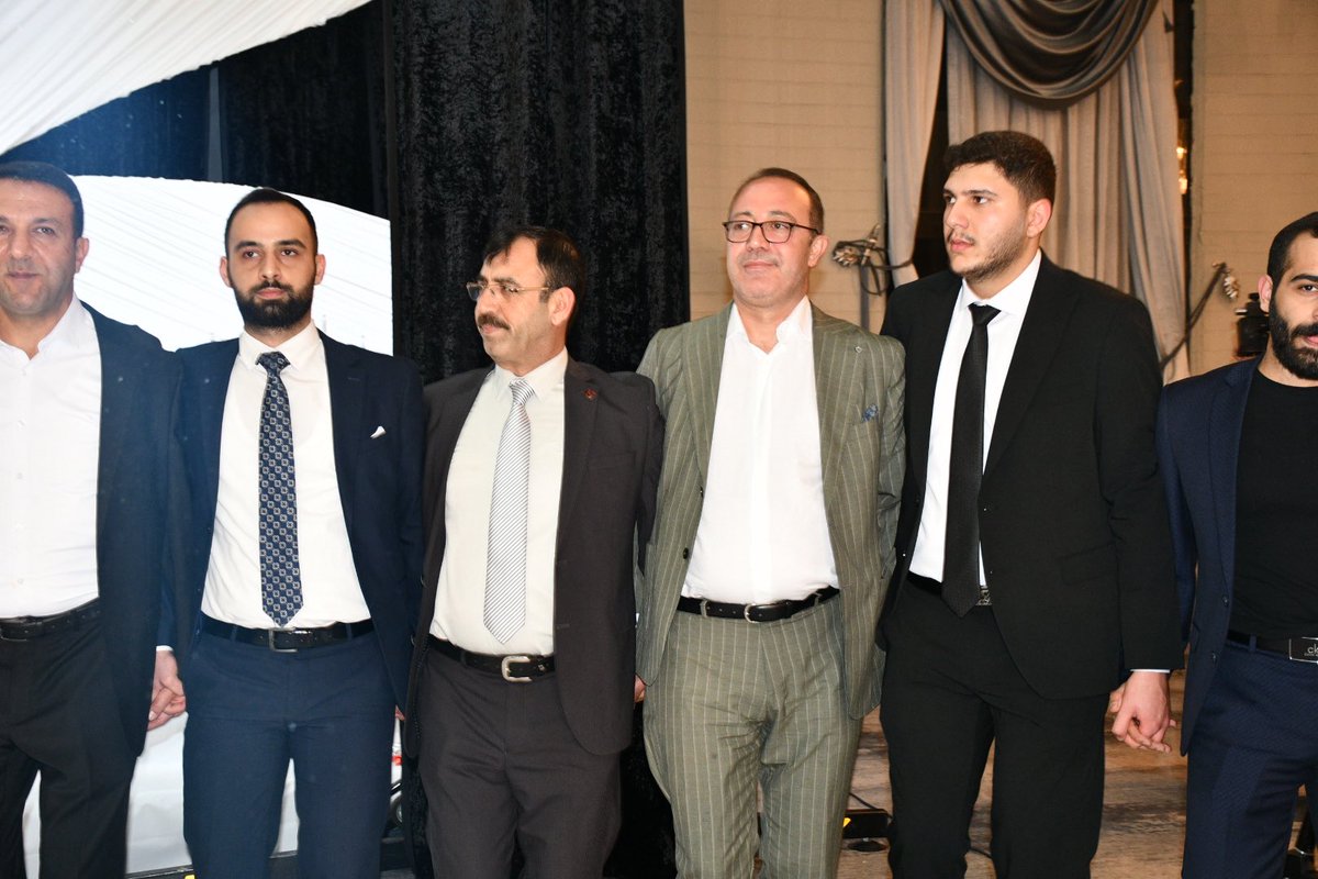 ibrahimhalilkus's tweet photo. Şanlıurfa’da Hekimoğlu ve Delibalta Ailelerinin Görkemli Düğünü https://t.co/c2XUOZGAQ0 @HekimoluNecmi @mdoganyetim @Cengizizol4 @hasim_izol @AzizHekimoglu @isasabuncuu @halilbucakmuh @azizaydinlikchp @MiktatAydinlik @Halilkus630663 @HalilKUTLUAY63 @cfktly @siyaseturfa63 https://t.co/N7jR4DynL5