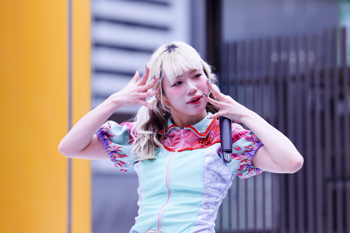 miura040530's tweet image. おはびび
福岡でPIGGSのライブを初めて見てから今日で丸2年が経ちます
もっと早く出会っていればといつも思うけど、あのとき、あのメンツで、あのシチュエーションだったからハマったんだろうと思います💘
imaiさん元気かな
今日も良しなに
#PIGGS #BIBI