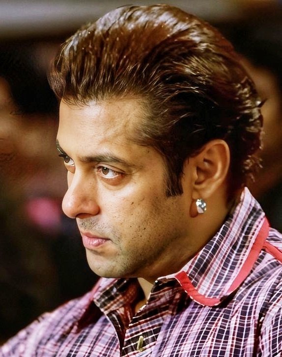 BeingPremForver's tweet image. सलमान खान 🤍💗 राधे 
@BeingSalmanKhan #SalmanKhan 
#PremForver वांटेड वाला राधे #Wanted