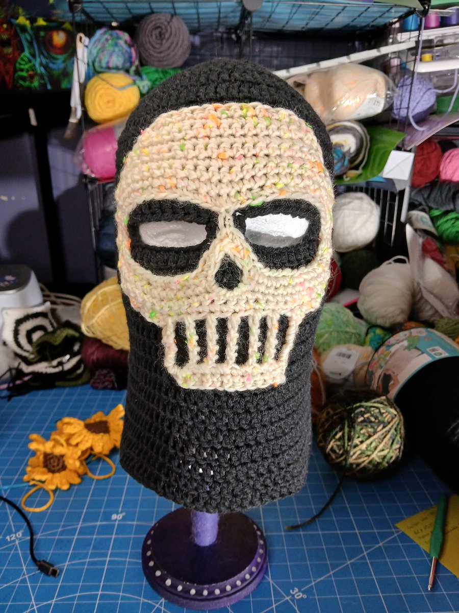 Fybregoth's tweet photo. https://t.co/dQtI9dTyzz

Masks are live. Ill keep adding variants as I get them completed. If you want a custom, Im a week or so out before I can begin (wrapping up a custom hood) https://t.co/F18bjZIVEL